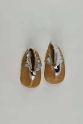 Brand Unknown Size 1 Baby Slippers