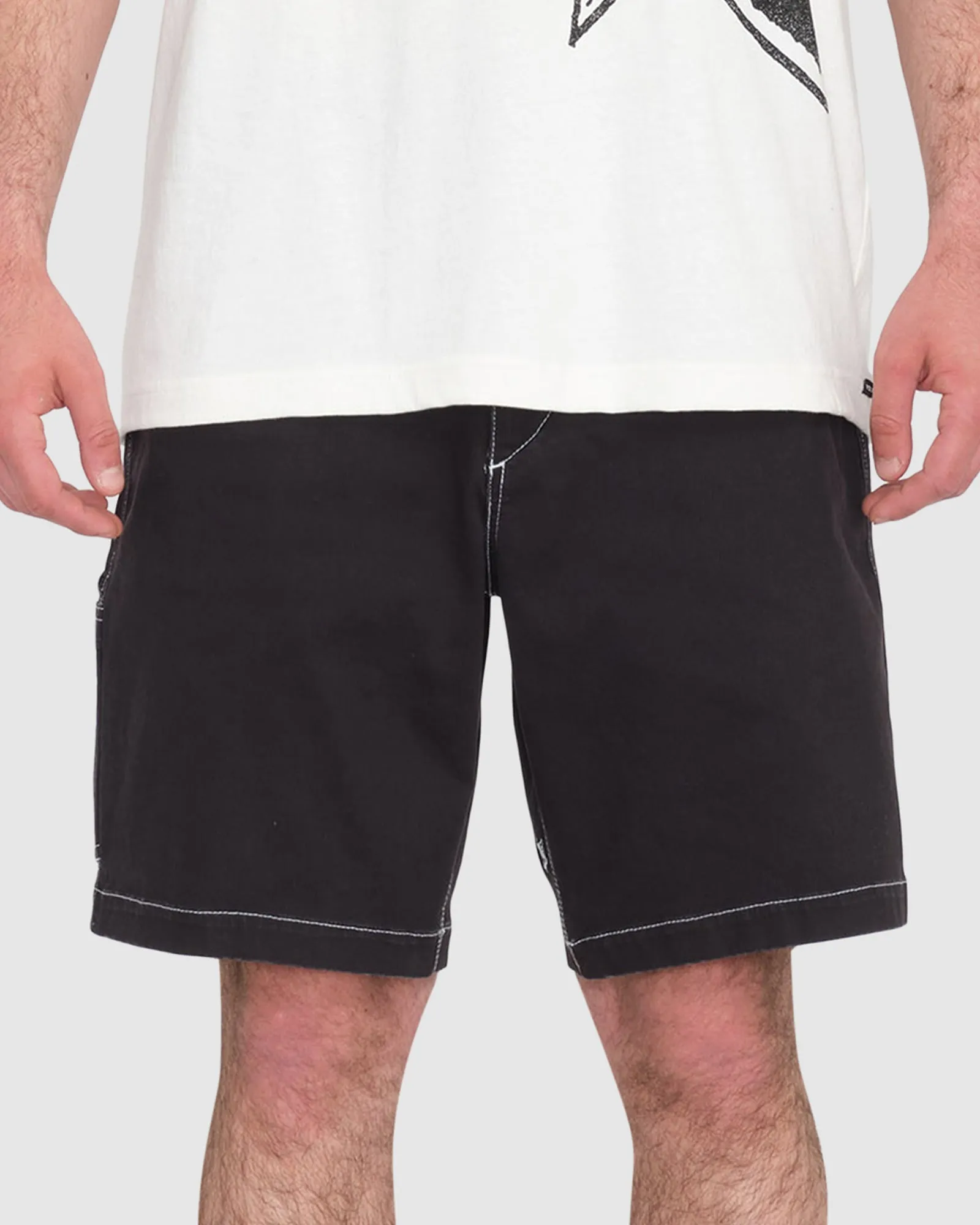 MENS V ENT HOCKEY DAD 20 SHORTS