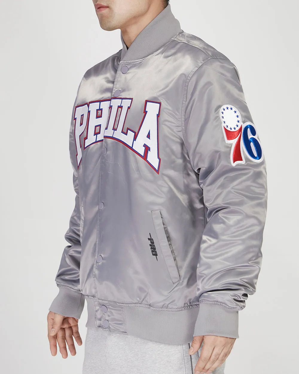 NBA PHILADELPHIA 76ERS CREST EMBLEM MEN'S SATIN JACKET (GRAY)