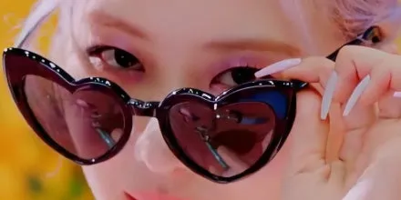 Saint Laurent Sun SL 181 LouLou 001 - As Seen On Snoop Dogg & Miley Cyrus